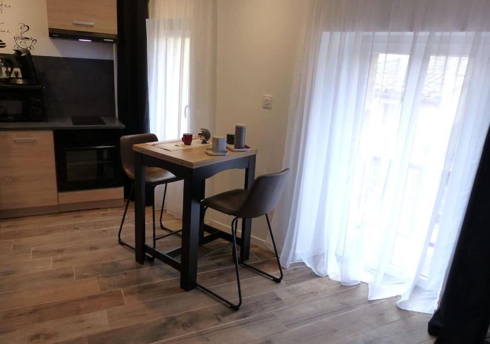 La Pierre N°6 Grand Studio Avec Clim Tartas Екстер'єр фото